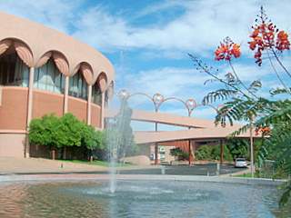 Gammage with water fountain